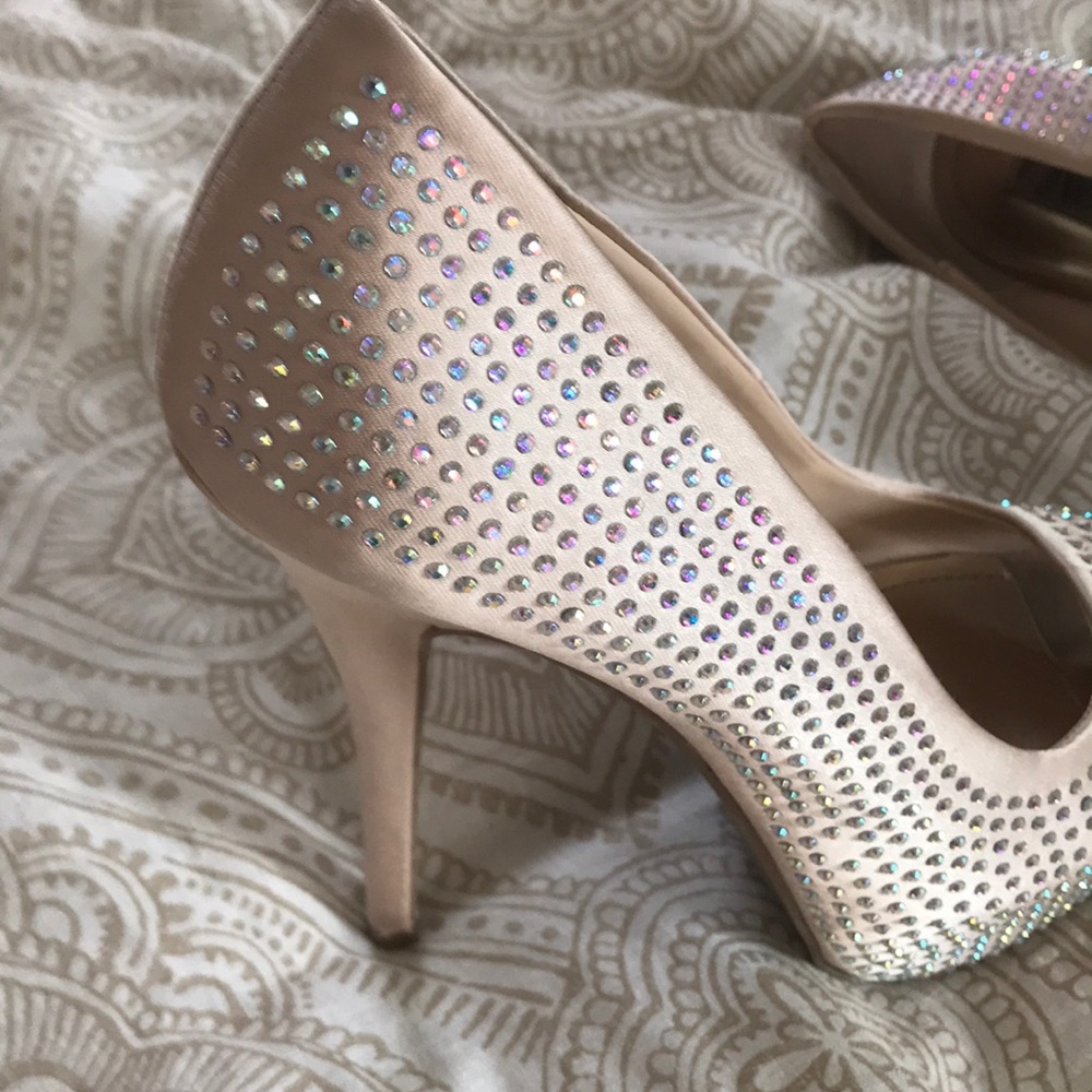 High heels - Picture 3 of 3